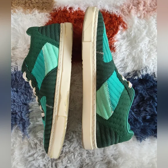 Jade x Fuego Dance Low-top Sneakers - Picture 3 of 7